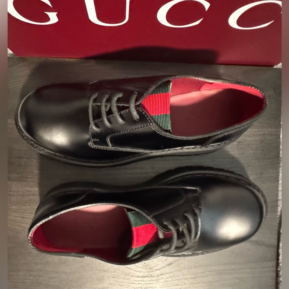 🛑 SOLD 🛑 GUCCI
Thea Lug Sole Shoes
Women’s EU 39.5 - Picture 12 of 16